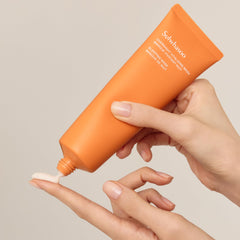 Sulwhasoo Nutritive RED Elixir ingredients with jujube and pomegranate.