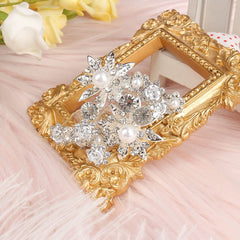 SUMAJU versatile hair pin set for weddings and dances.