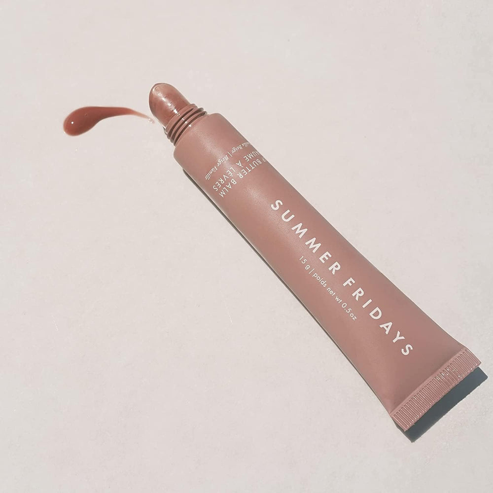Summer Fridays lip balm helps lips look healthier after application
