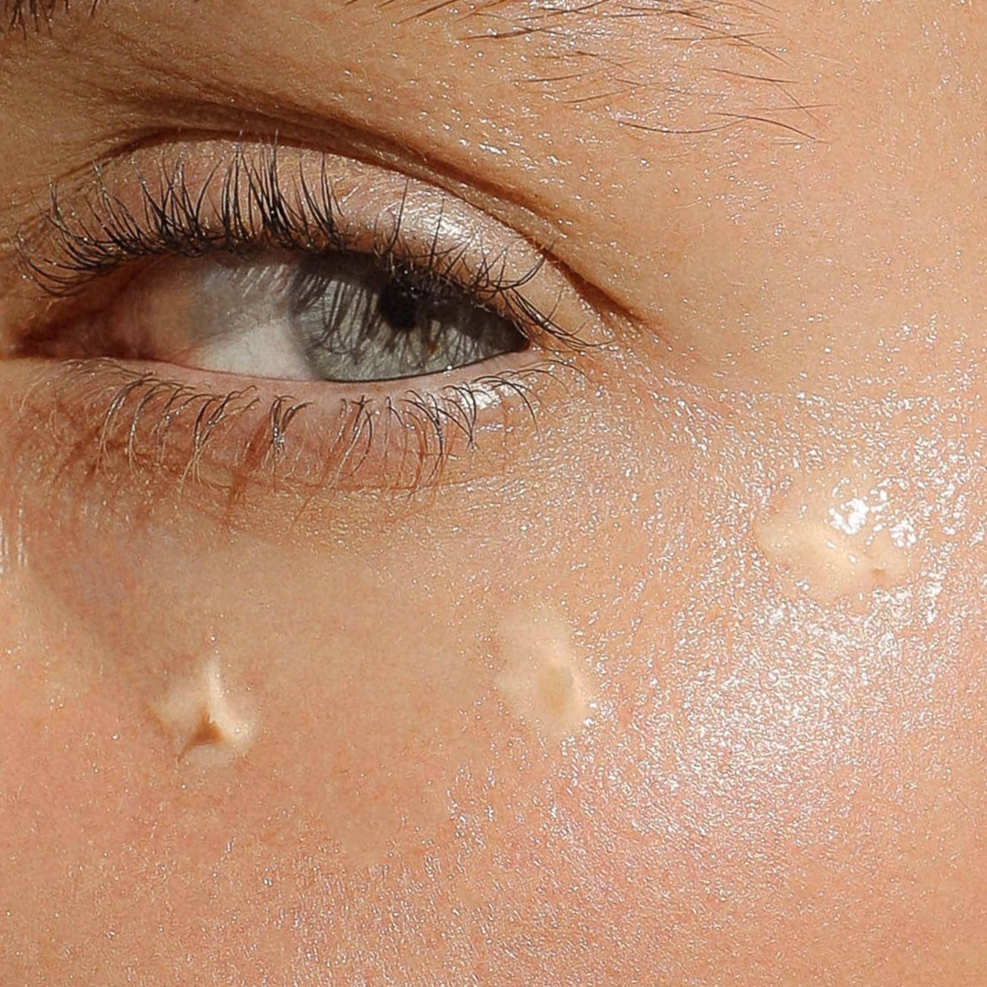 Summer Fridays Light Aura Eye Cream morning-night application scene for daily nourishment
