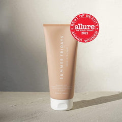 Summer Fridays Summer Silk Nourishing Body Lotion pump demonstrates quick-absorbing formula for smooth skin