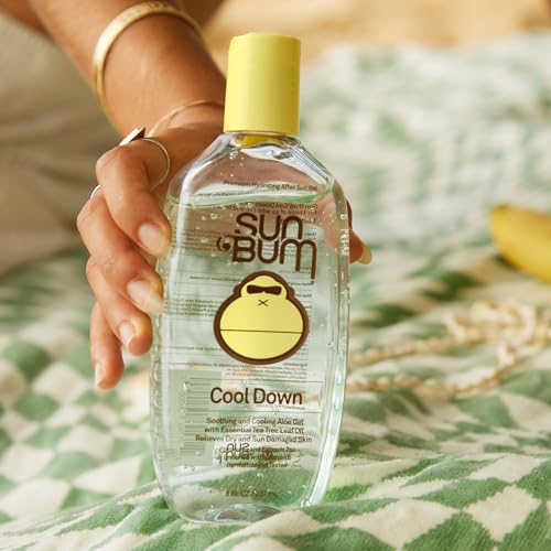 Gel Sun Bum con vitamina E y aceite de árbol de té para nutrir la piel.