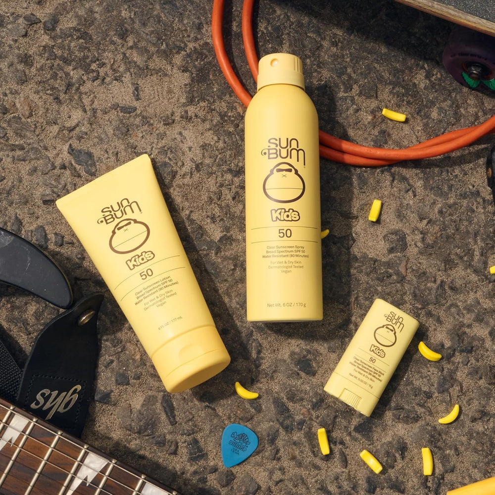 Sun Bum Kids SPF 50 envase de 6 oz para salidas familiares.