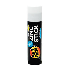 Sun Zapper Zinc Oxide Stick en nariz: cobertura mineral visible y protección.