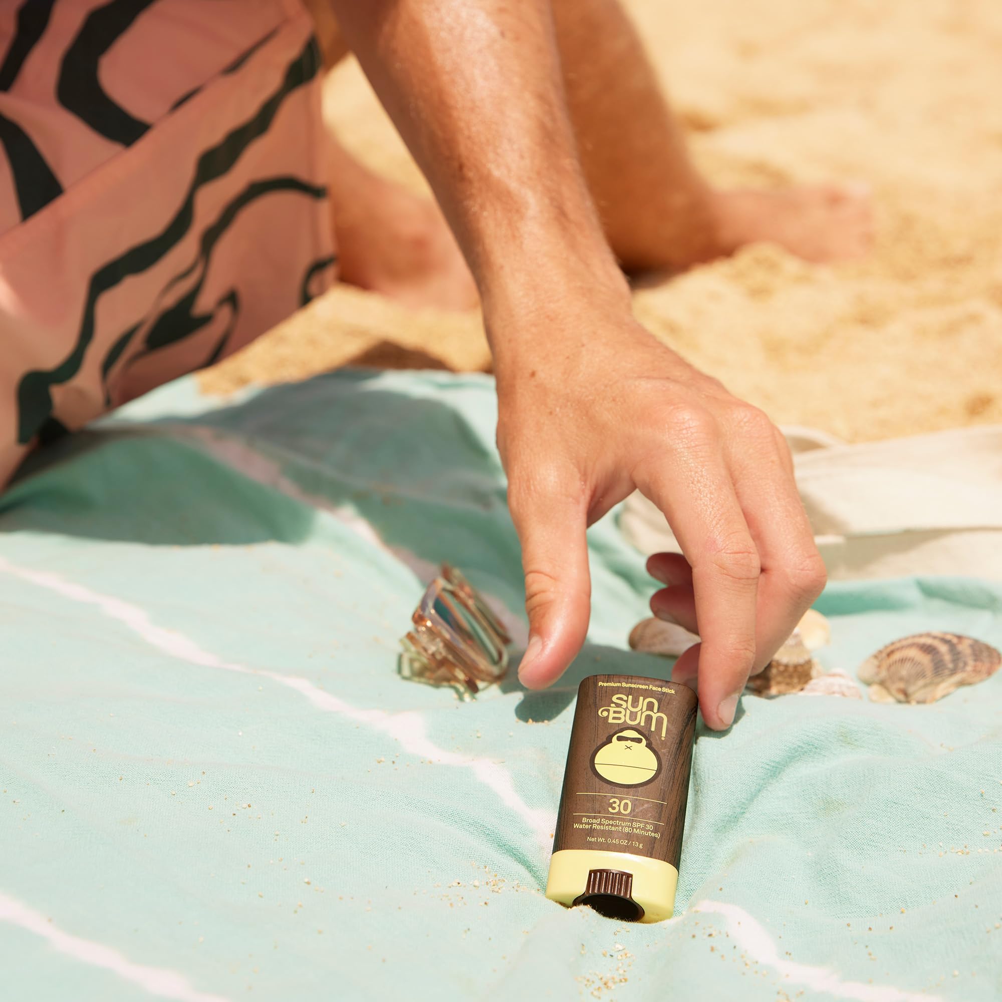 Sun Bum stick facial SPF30 tamaño compacto para viaje y reaplicar fácilmente