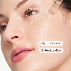 SUNGBOON EDITOR 30 Peptide Complex Serum application promotes hydration and skin softness.