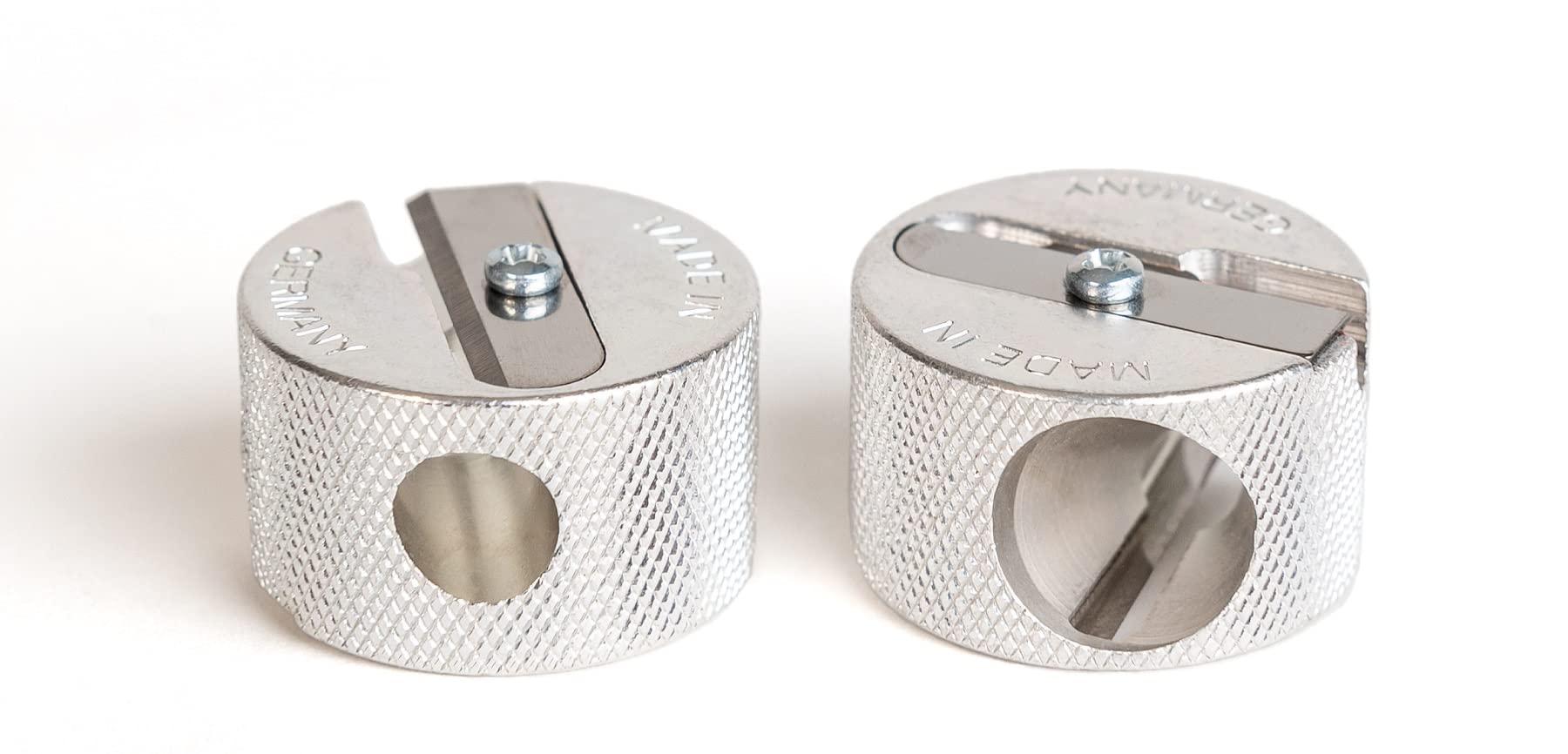 Sun's Out Beauty aluminum body with diamond pattern non-slip grip