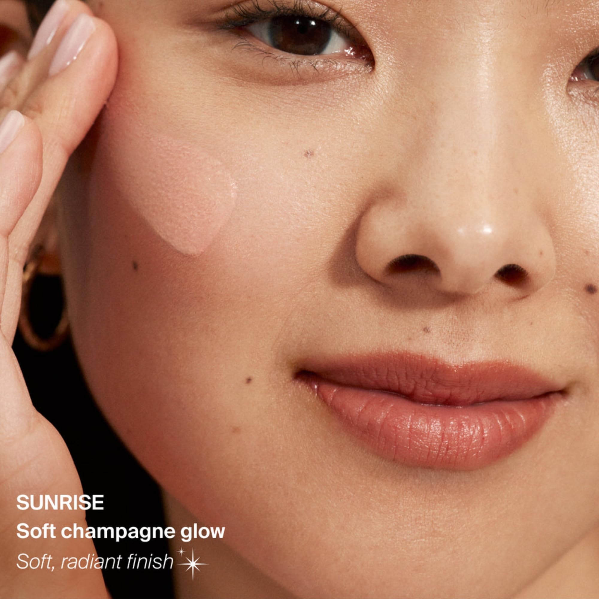 Supergoop Glowscreen Sunrise closeup texture highlights light shimmer.