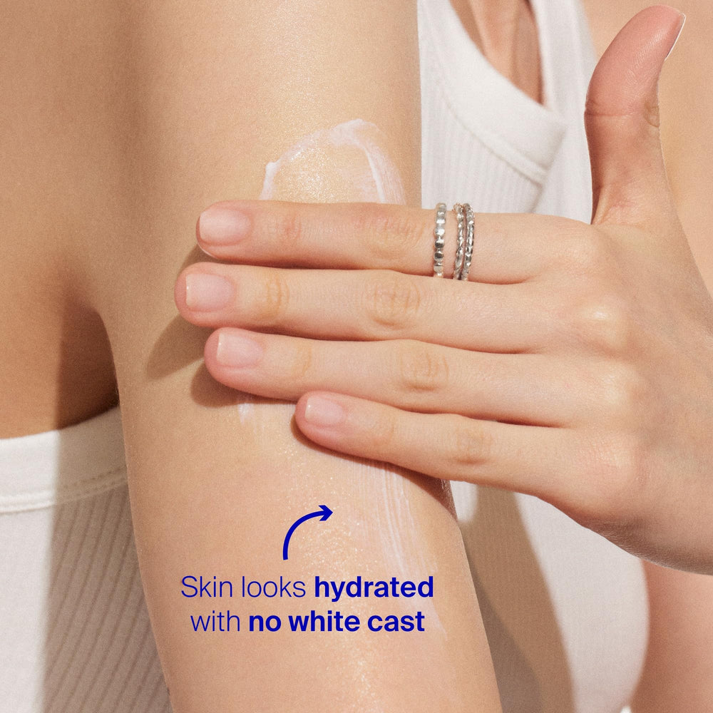 Supergoop! PLAY Everyday SPF 30 Lotion water-resistance label, suited for workouts.