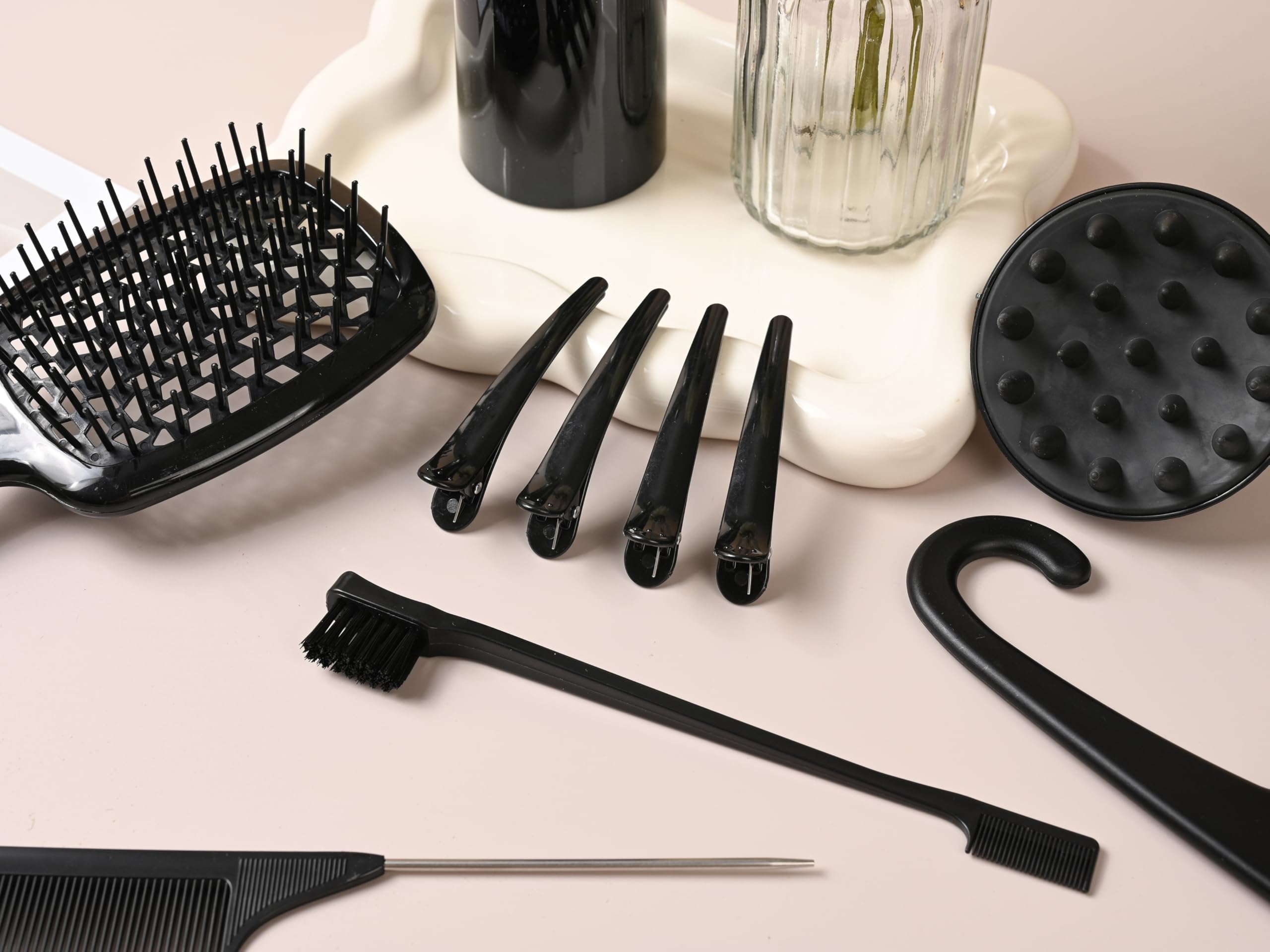 SUPHOUSE storage pouch keeps tools organized for travel.