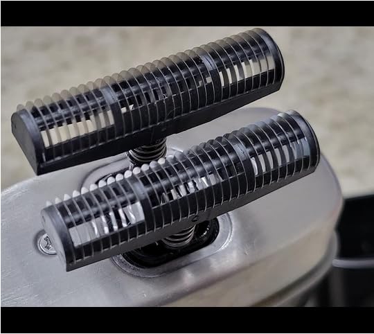 Supreme Trimmer Crunch Lite with foil guard installed protecting blades and skin between uses