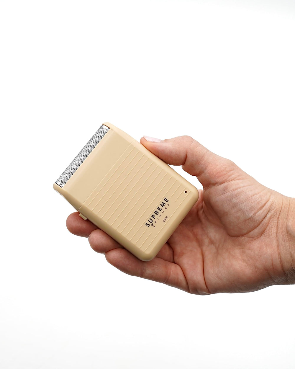Supreme Trimmer Solo Lite packaging box highlights features and USB charging.