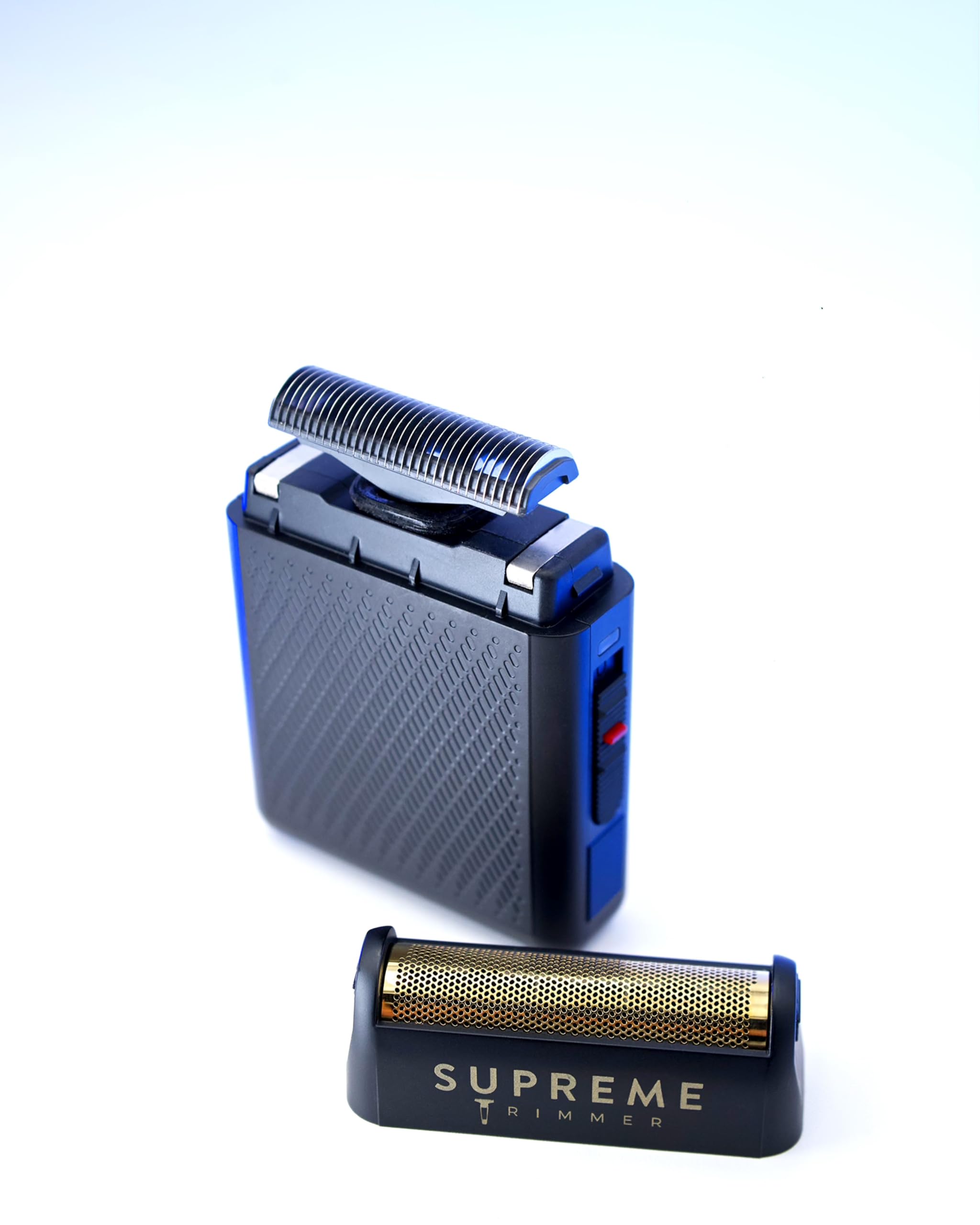 Supreme Trimmer Solo velvet travel bag for stylish, protective storage.