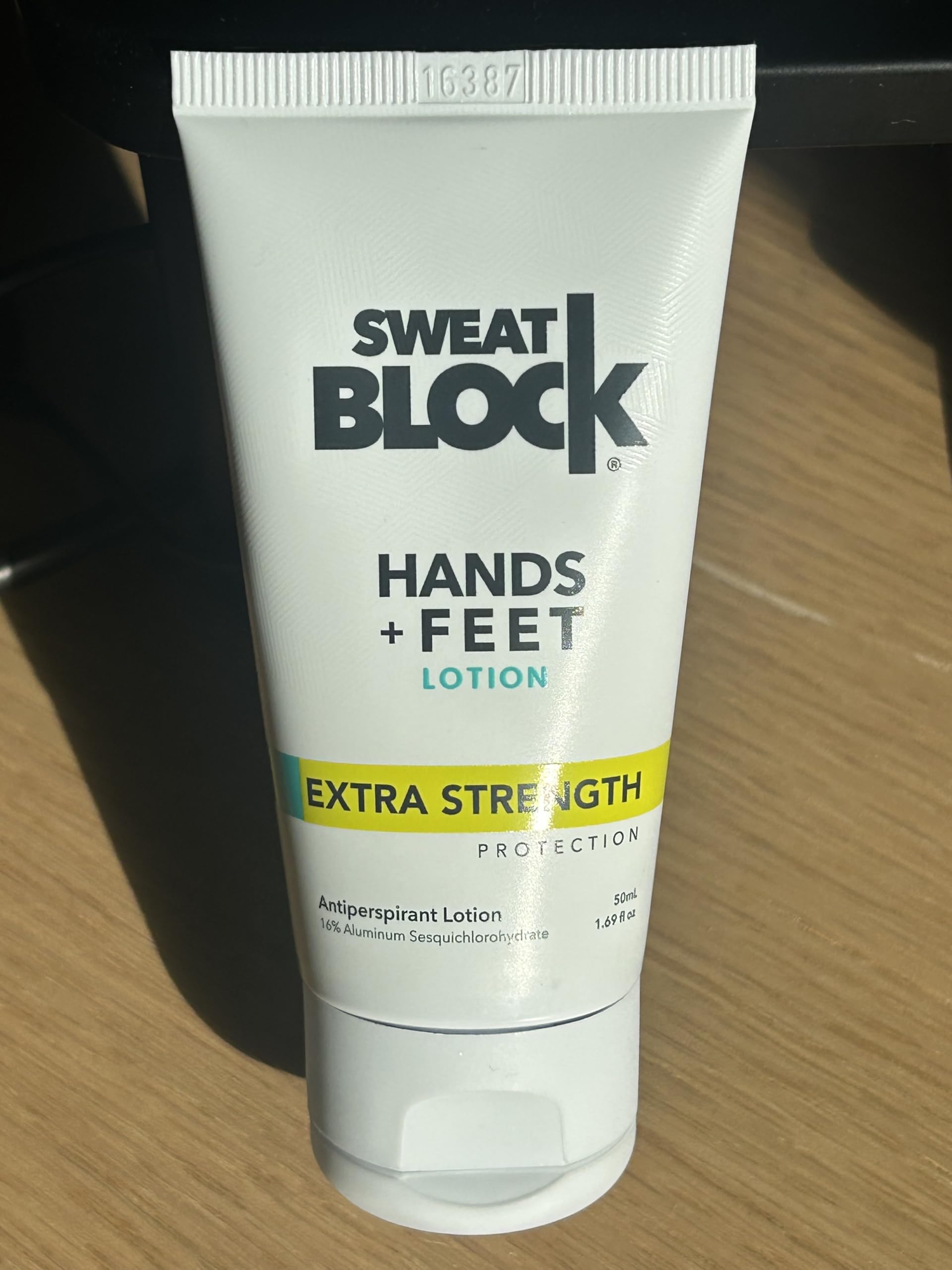 SweatBlock Ingredientes Libres de Parabenos: opción segura para piel sensible de manos.