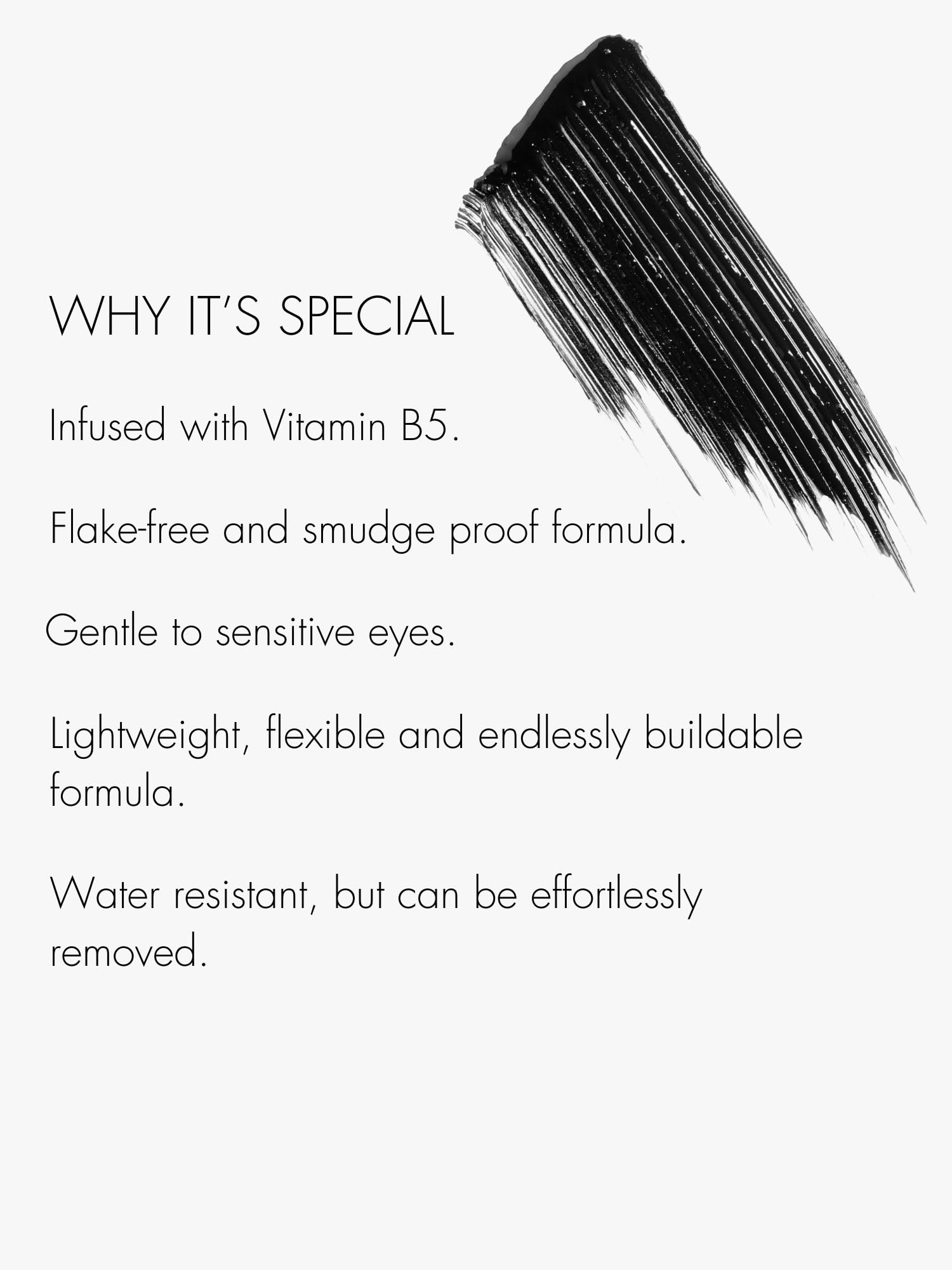 Sweed Cloud Mascara glossy lashes with lightweight, flexible formula.