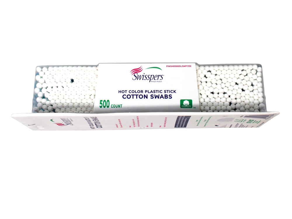 Durable 500-count supply keeps Swisspers swabs handy for daily routines.