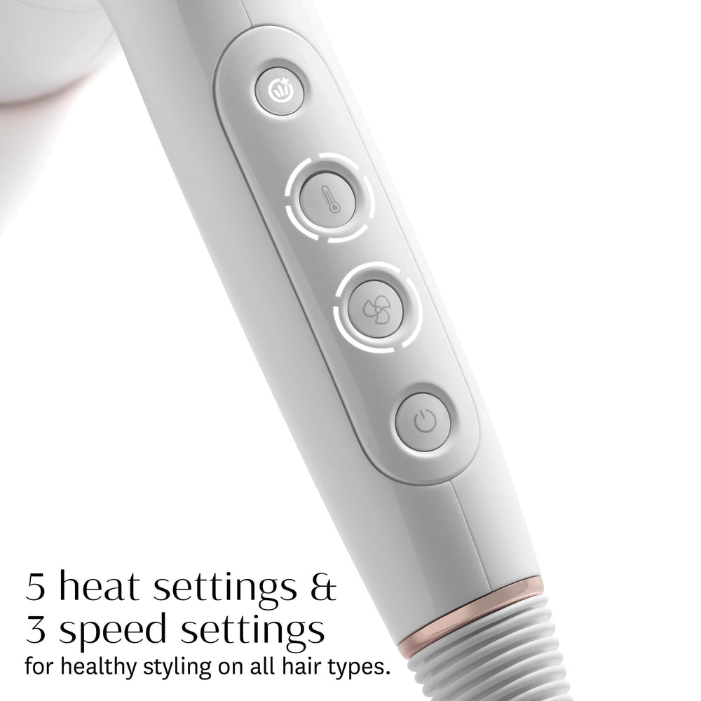 T3 AireLuxe drying concentrators focus airflow for precise styling.