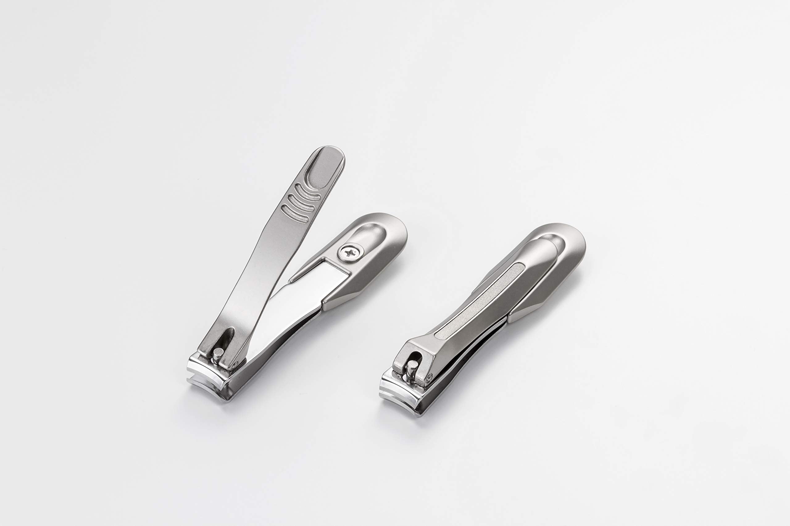 Takumi No Waza G-1205 nail clipper blade close-up on hardened steel edge