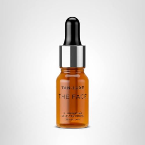Tan-Luxe The Face Illuminating Drops glowing skin close-up