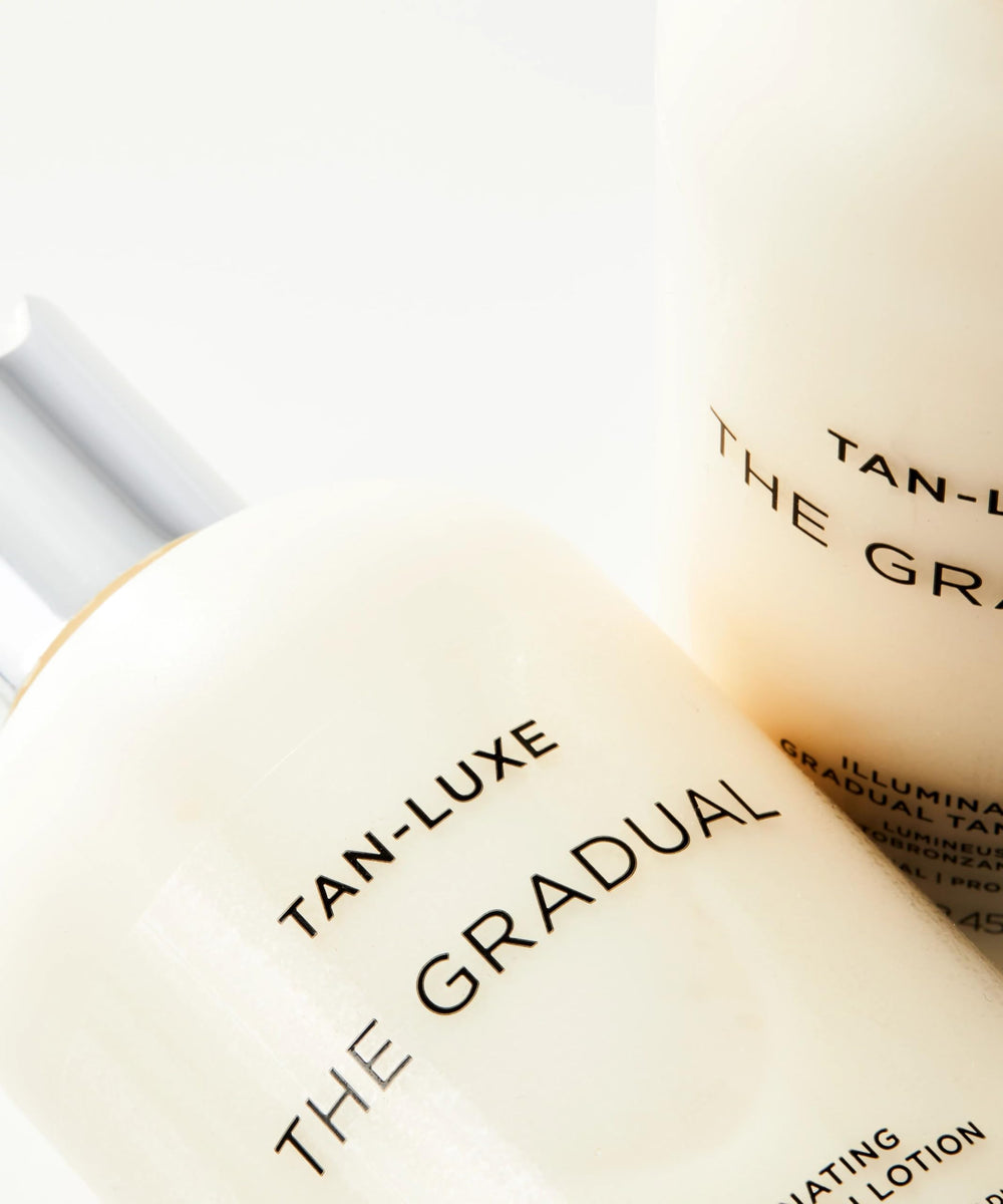 Tan-Luxe Gradual raspberry-oil ingredient showcases nourishing plant oils.
