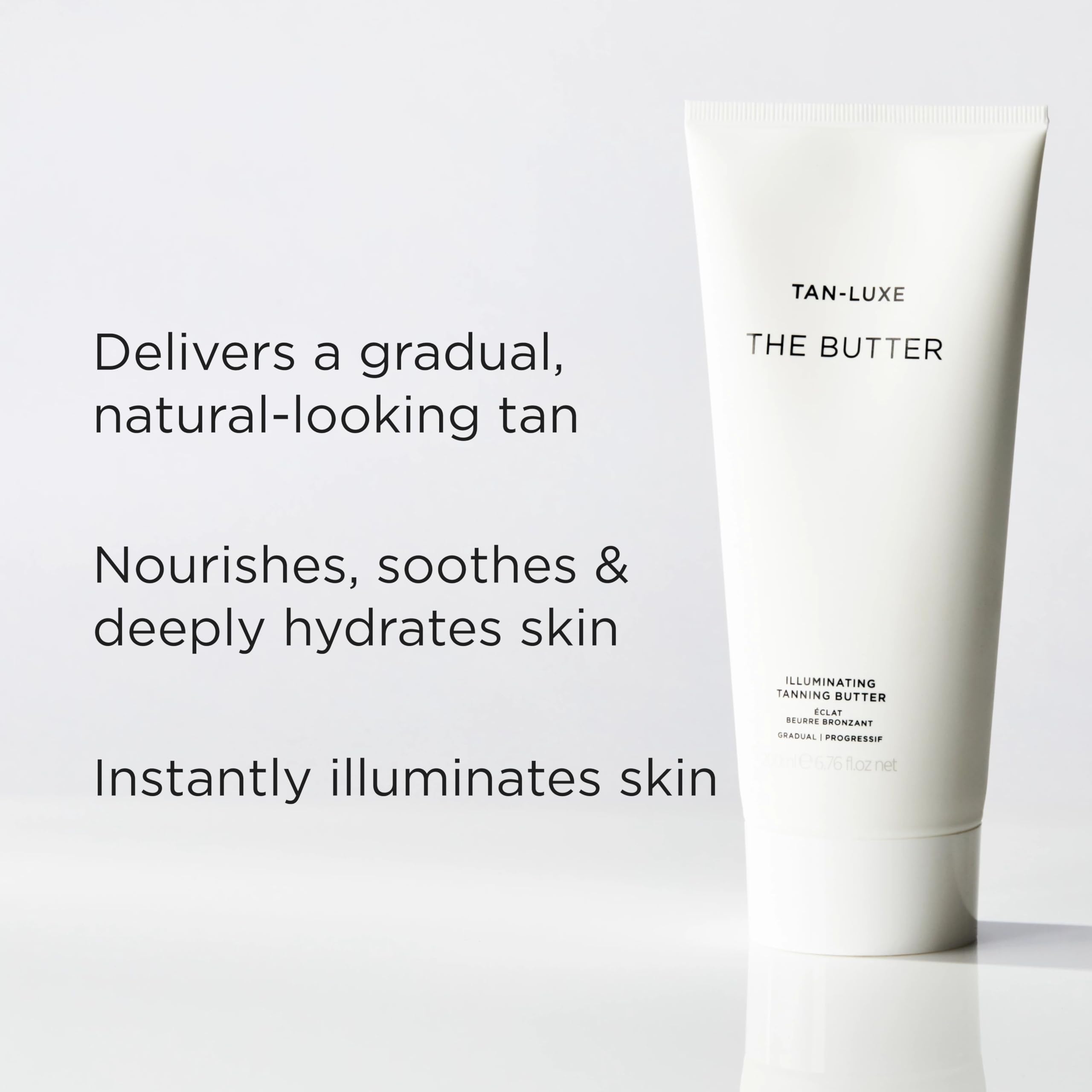 Tan-Luxe The Butter applying on hands for easy, even coverage.