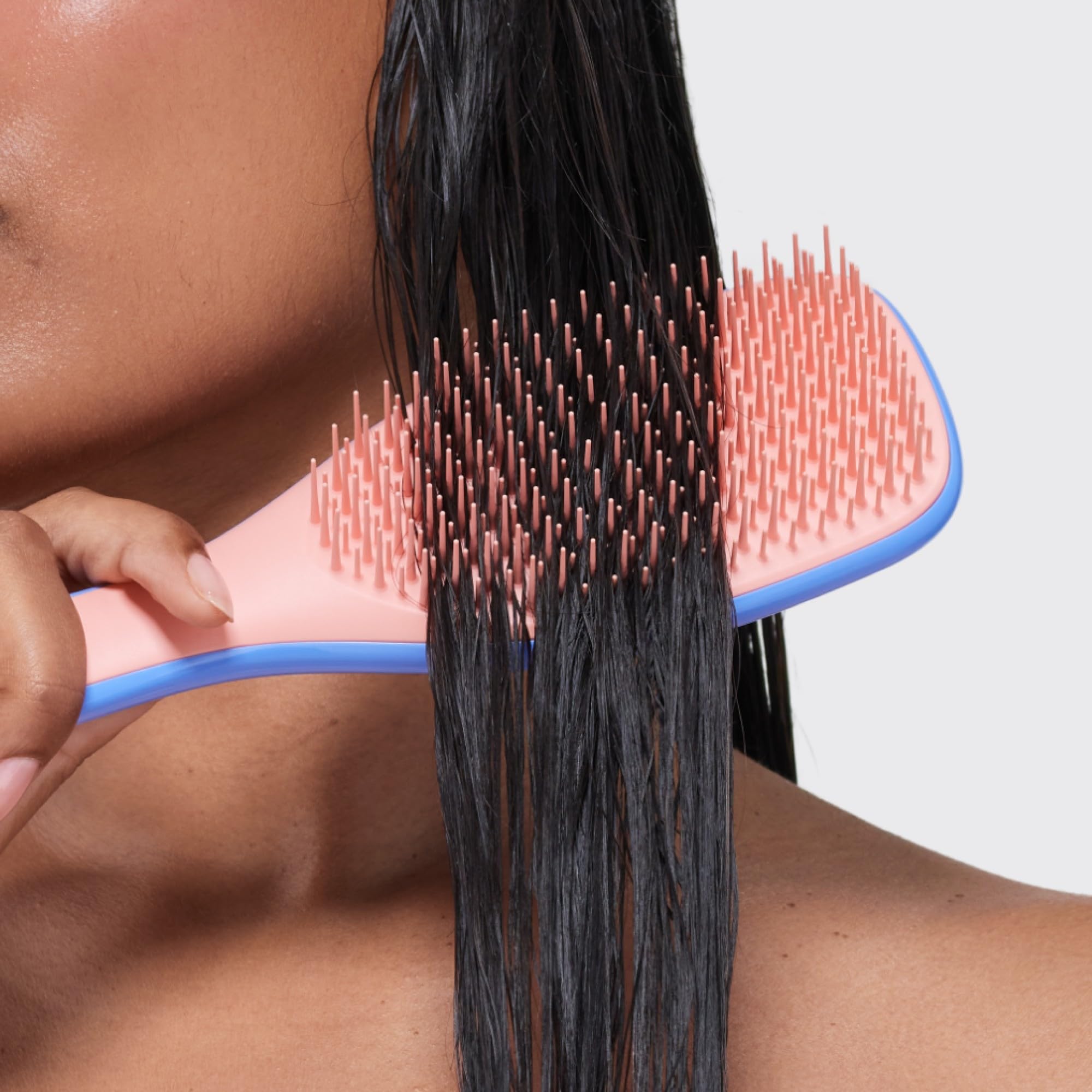 Tangle Teezer easy detangling for everyday use.