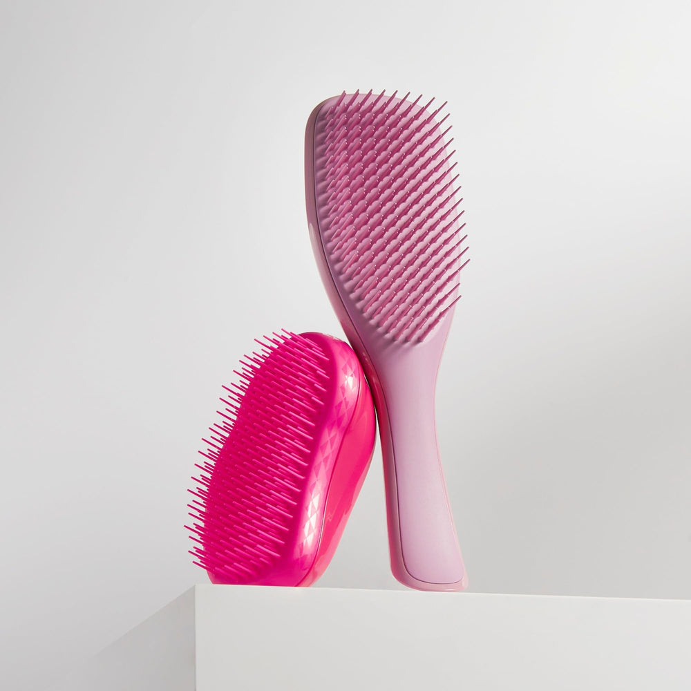 Tangle Teezer Rosebud edition highlighting exclusive color for everyday detangling.