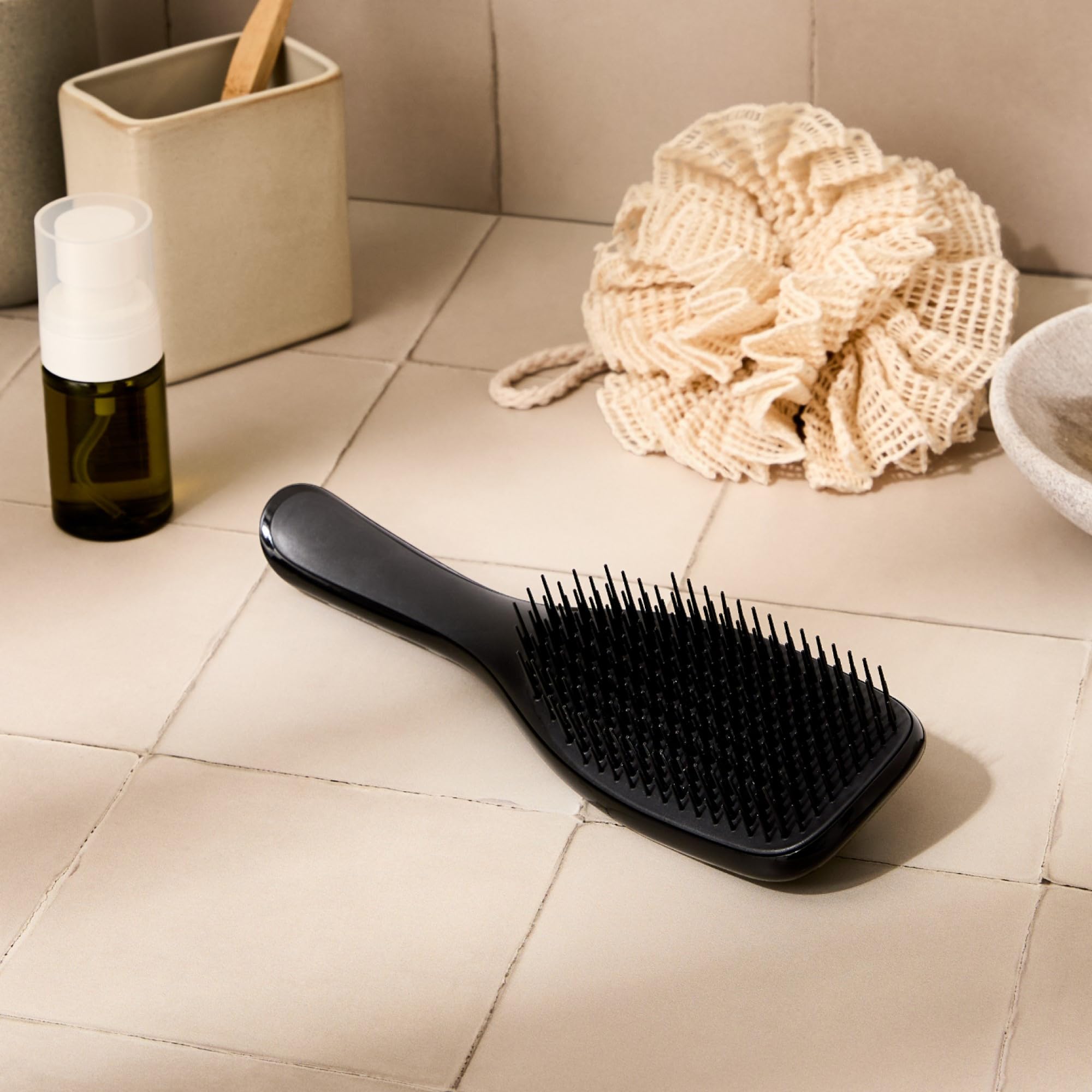 Tangle Teezer Ultimate Detangler showcases sustainable packaging during transition.