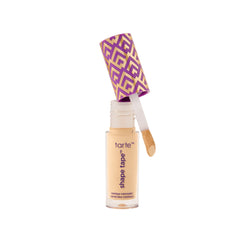 Tarte corrector con aplicador jumbo para aplicación rápida y uniforme.