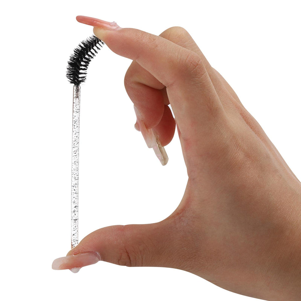 Tbestmax dry-use spoolie smooths mascara clumps before application for even results.