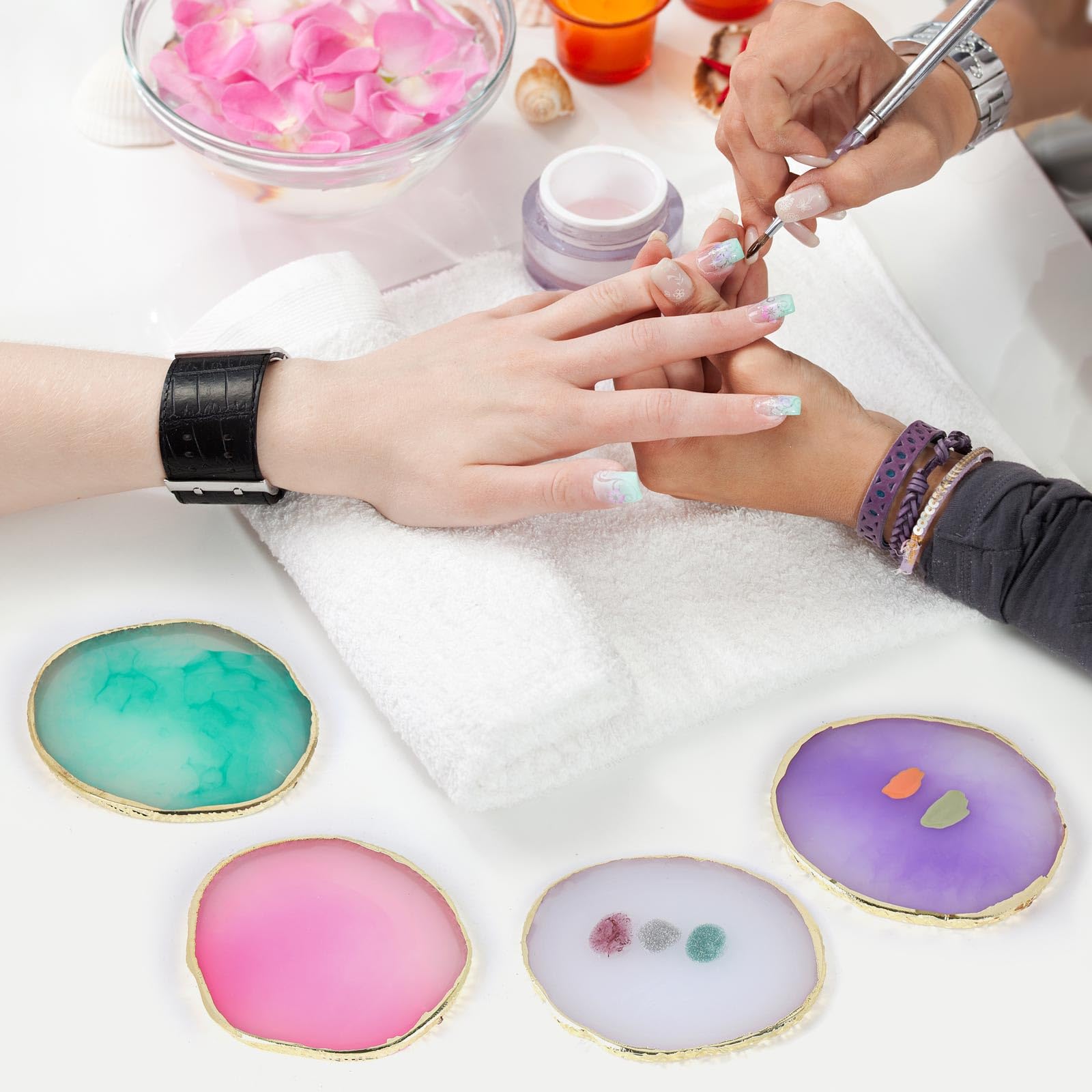 Tbestmax nail art palette close-up shows smooth resin surface for precise color blends