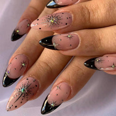 Uñas TBRZTR frances negro con dorado, aspecto sofisticado para cualquier ocasión.