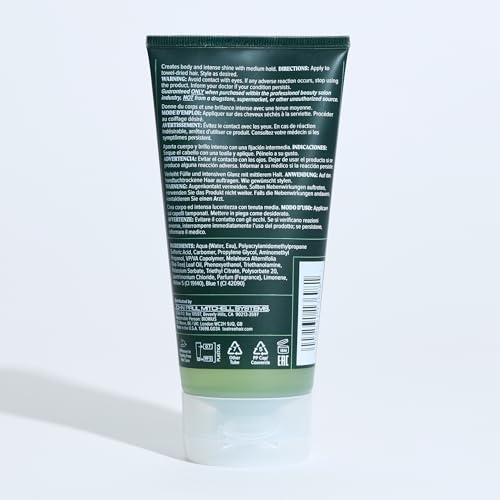 Tea Tree ofrece consejos para modelar peinados con fijación flexible.