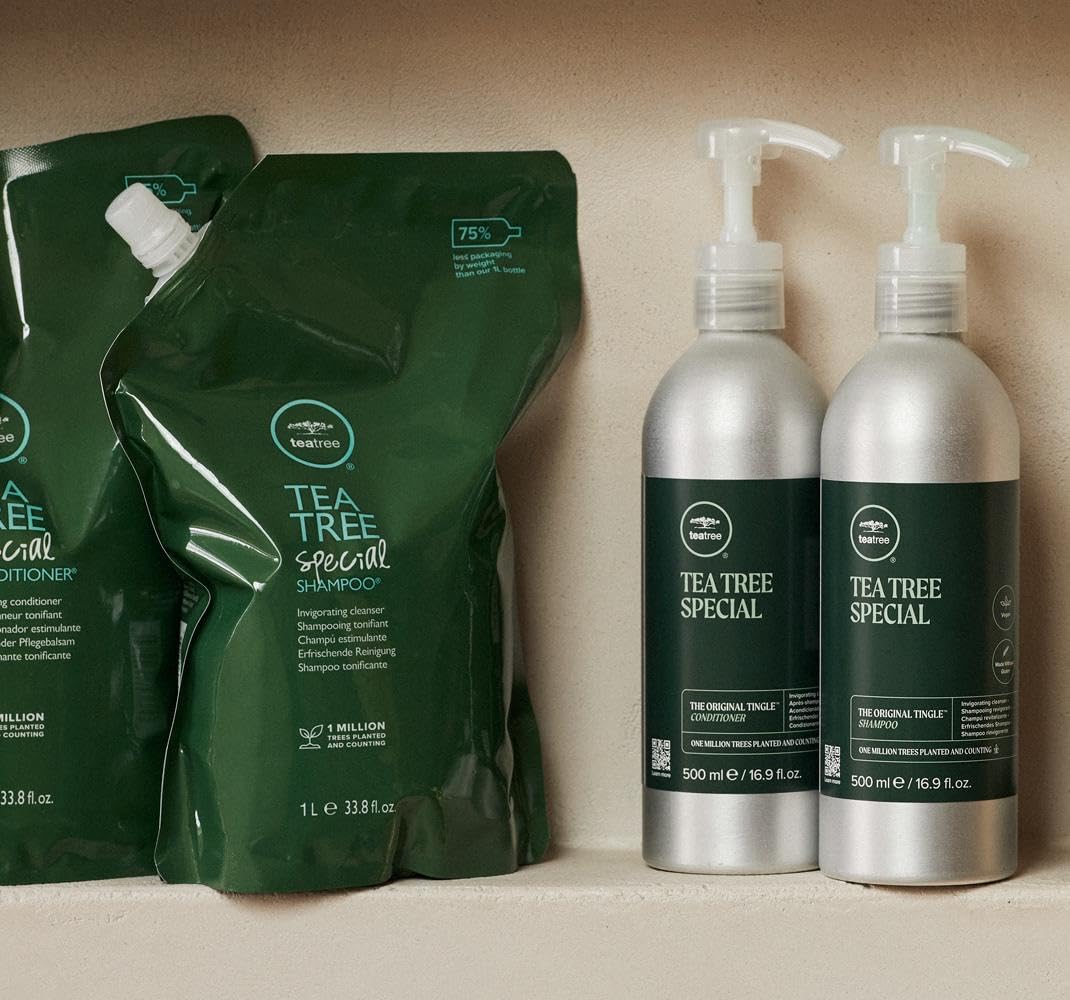 Tea Tree Special Conditioner hair smoothing visual shows softer, sleeker strands.