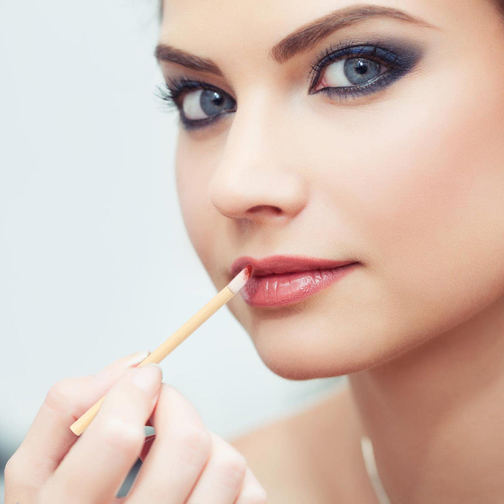 Tecbeauty versatile lip brush for gloss or lipstick applications