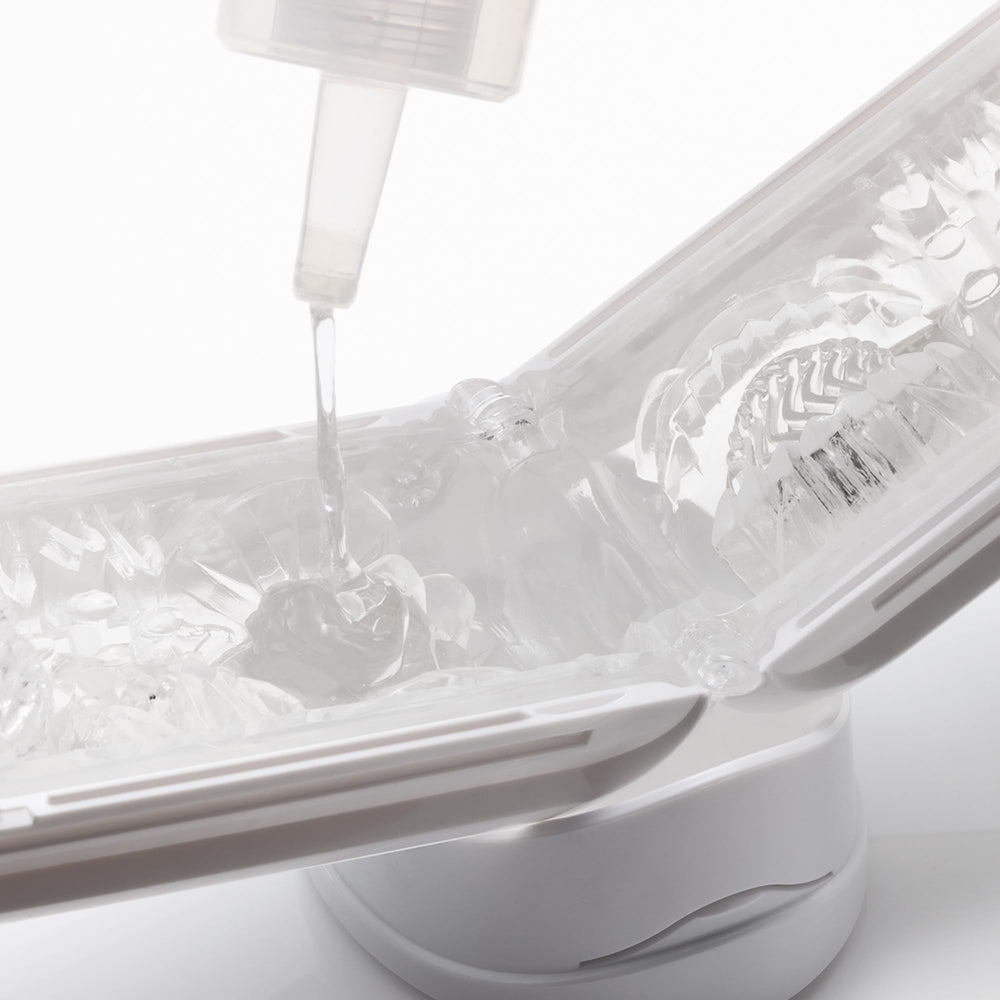 TENGA Lotion TLO-002 Red bottle catalog-ready display of viscosities.