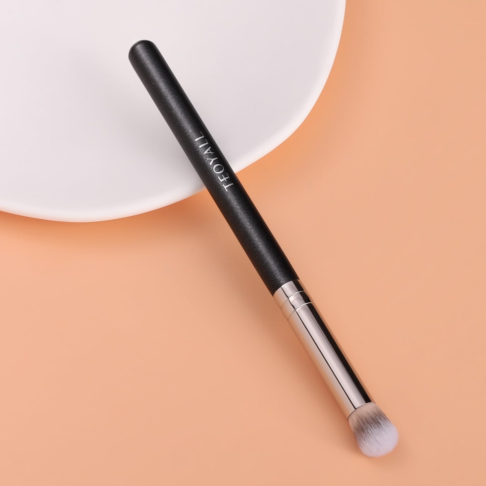 TEOYALL brush is easy to clean, maintaining softness over time.