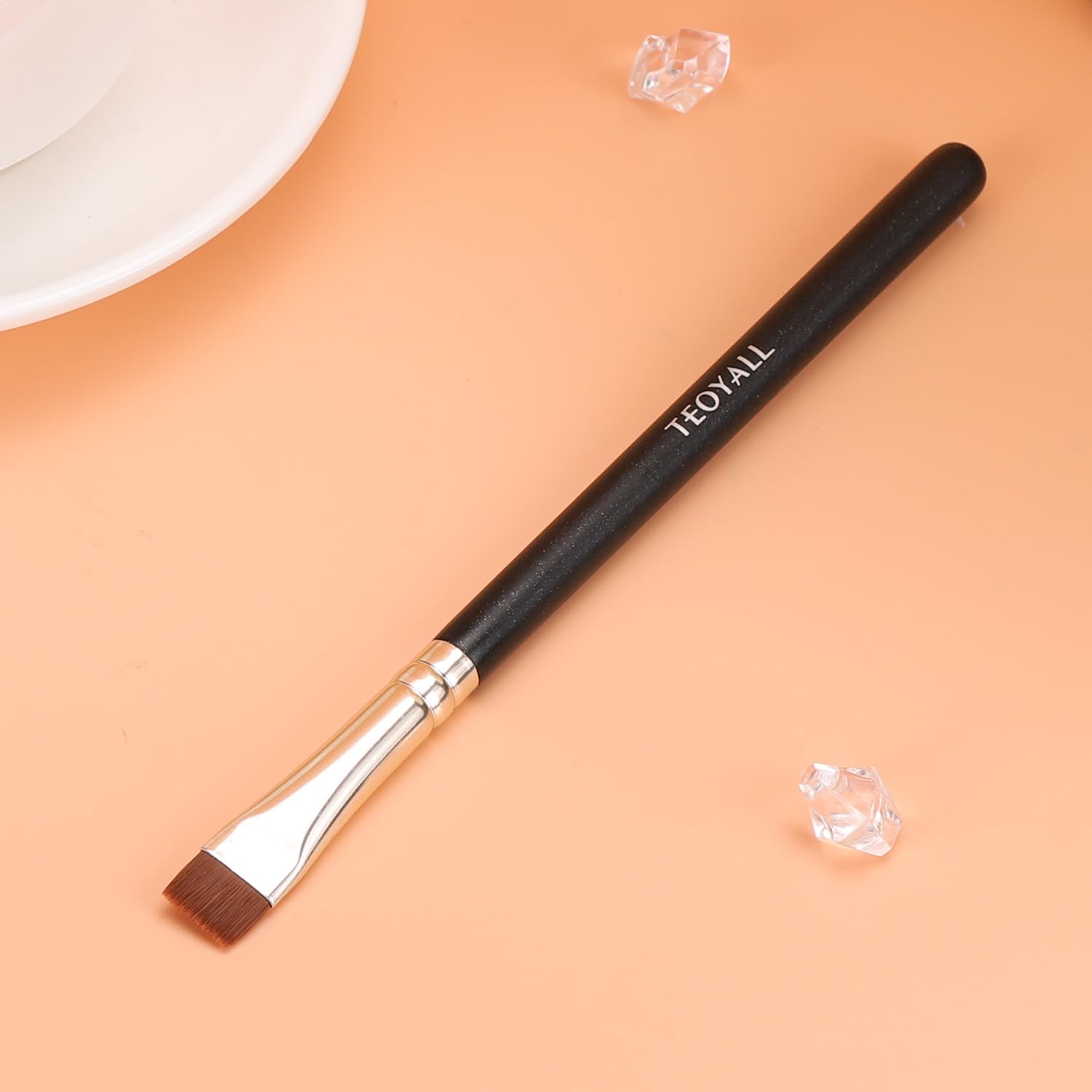 TEOYALL soft synthetic bristles ensure gentle, hygienic makeup application.
