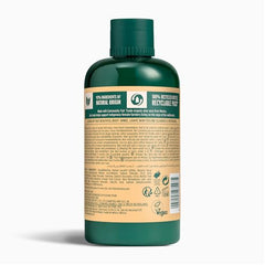 The Body Shop Satsuma, aceite esencial cítrico visible, aporta frescura tras cada lavado.