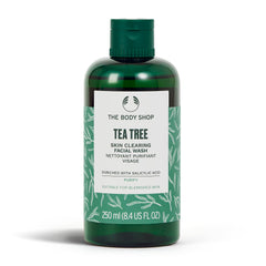 The Body Shop Tea Tree Wash en botella, limpieza profunda para piel grasa.