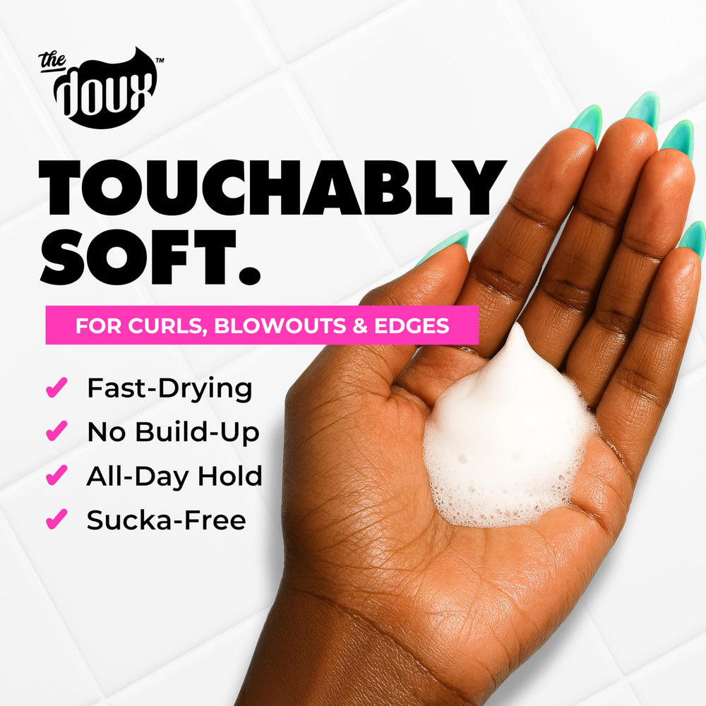 The Doux Mousse Def Texture mantiene brillo y suavidad en rizos definidos.
