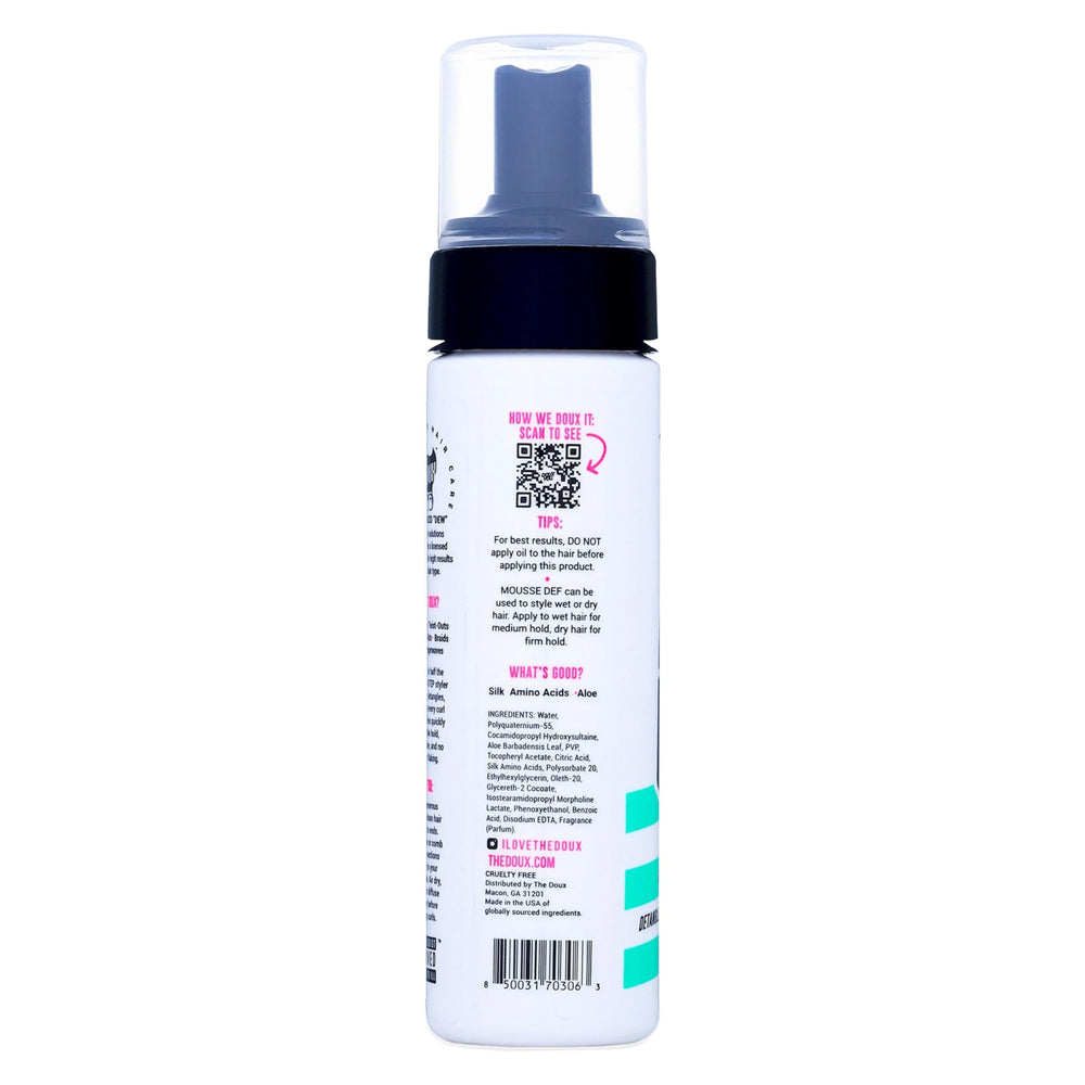 The Doux Mousse Def Texture resalta rizos con definición duradera y tacto suave.