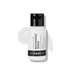 The INKEY List Niacinamide 10% en frasco, control suave de brillos.