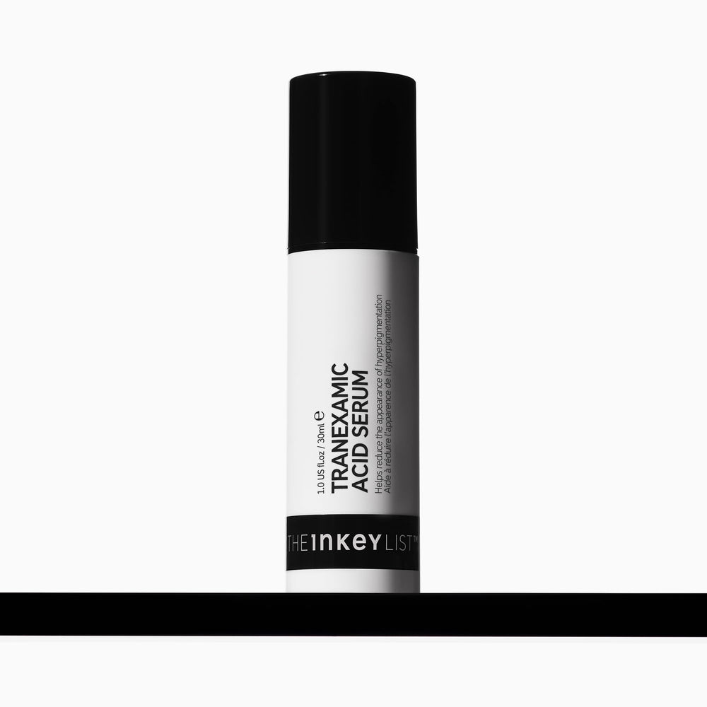 The INKEY List Serum Ácido Tranexámico, textura ligera y rápida absorción para piel suave.