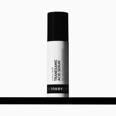 The INKEY List Serum Ácido Tranexámico, textura ligera y rápida absorción para piel suave.