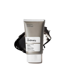 The Ordinary Mascarilla 2% ácido salicílico en bote, limpieza profunda para poros congestionados.