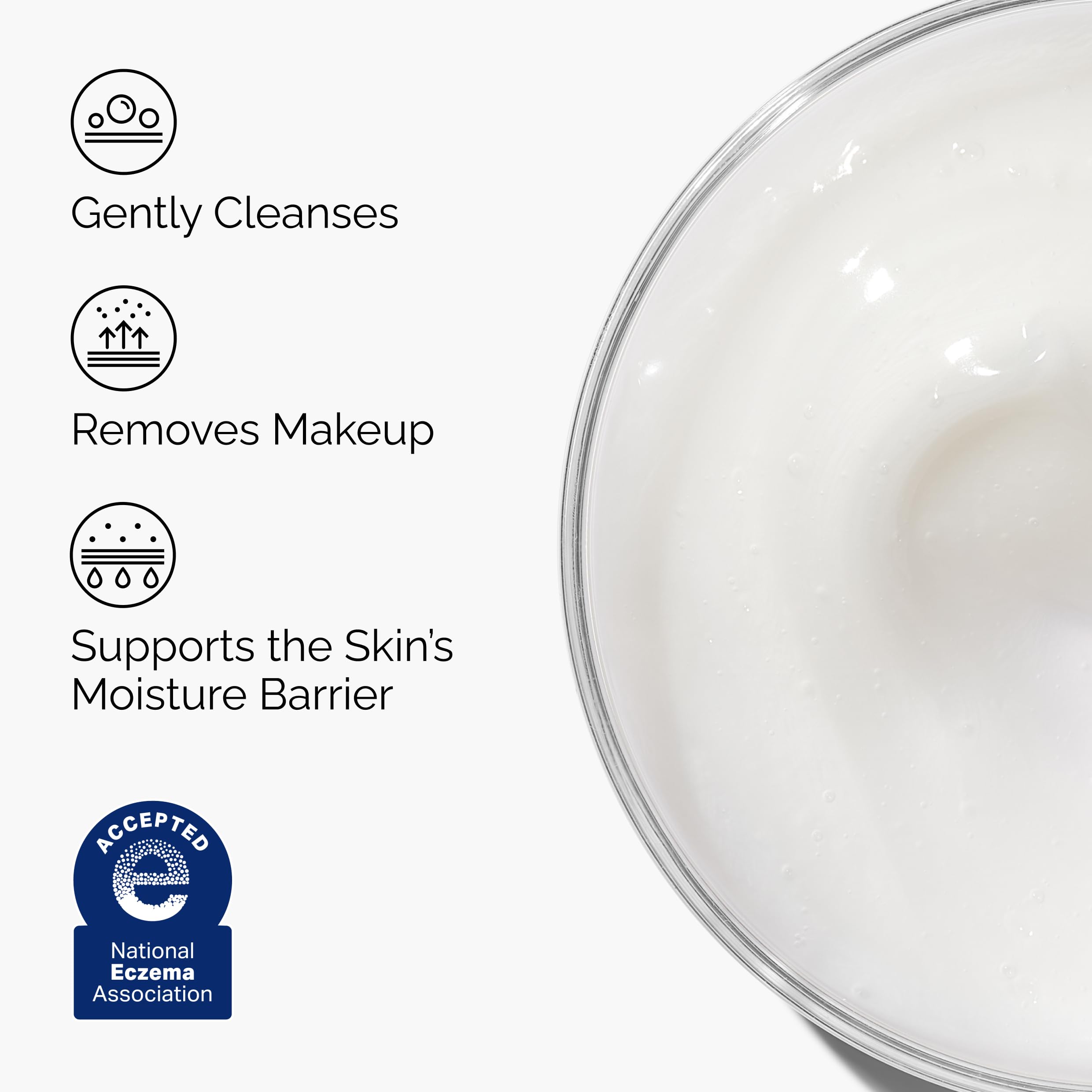 The Ordinary Glycolipid Cream Cleanser: masaje suave en piel durante aplicación