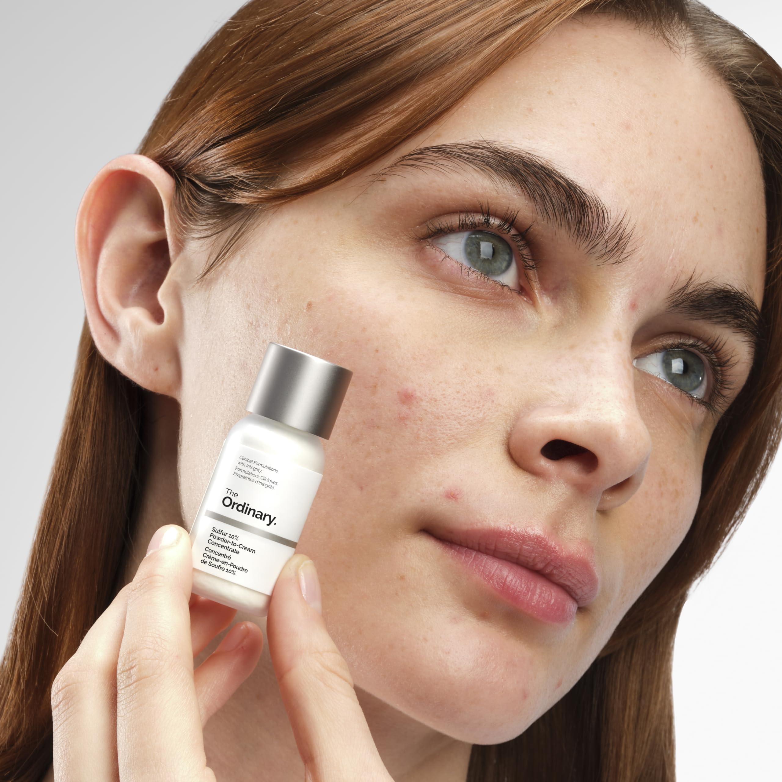 The Ordinary aroma suave minimiza olor perceptible al aplicar.