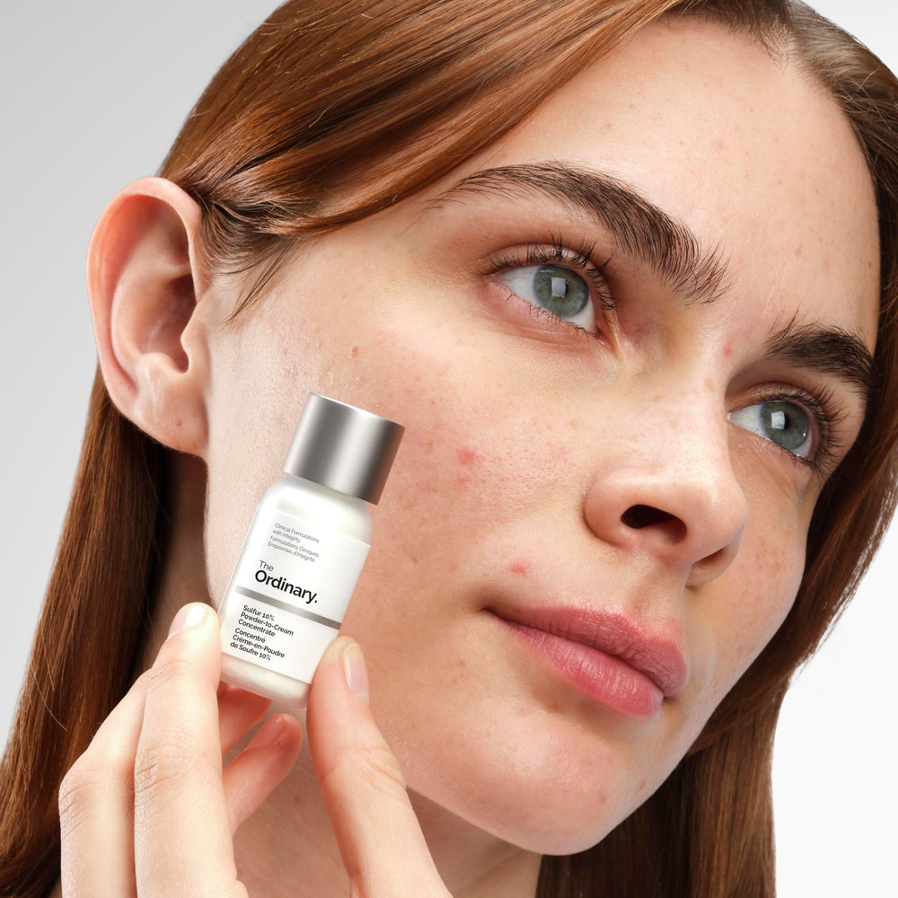 The Ordinary aroma suave minimiza olor perceptible al aplicar.