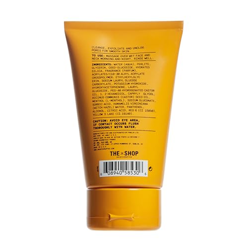 Textura suave de exfoliante que desobstruye poros para una piel uniforme.